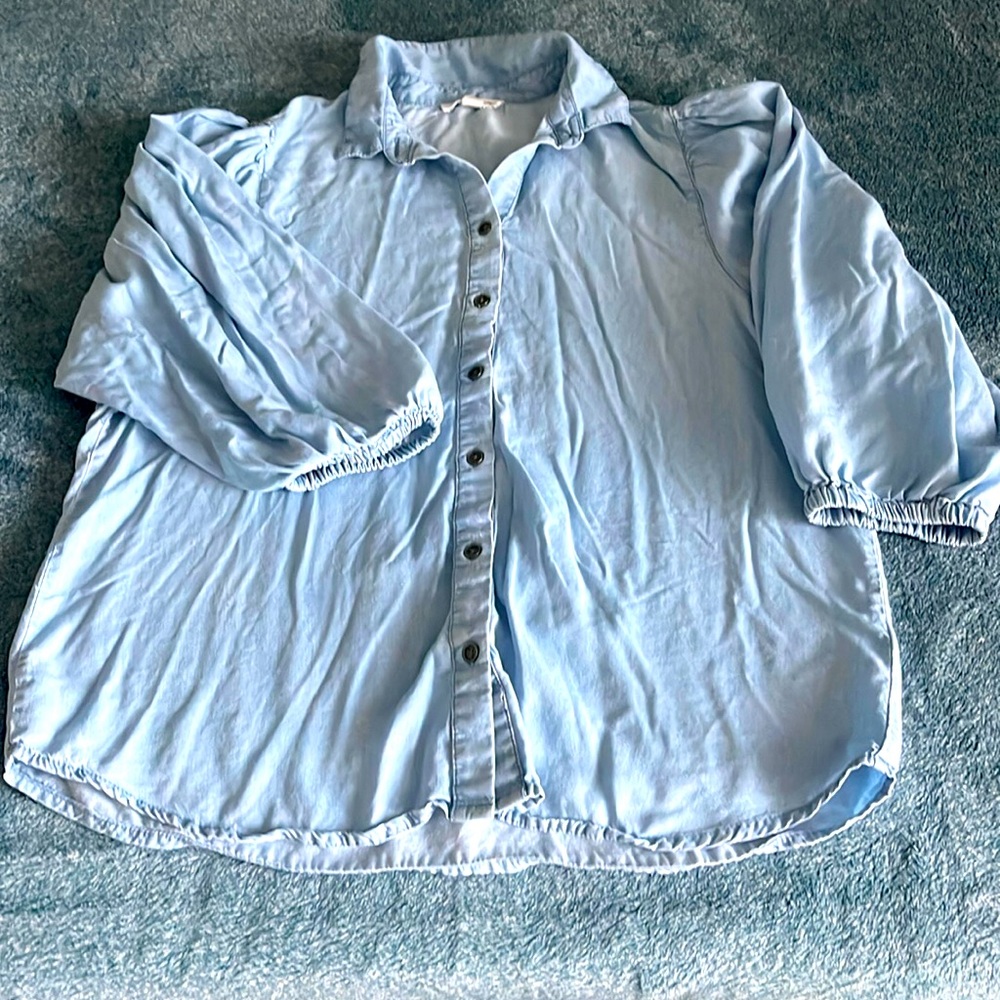 Jeanish top ($only when bundled)